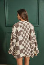 Load image into Gallery viewer, Checkered Cardigan
