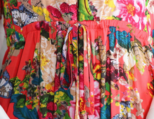 Load image into Gallery viewer, Retro V-Neck Maxi Dress in Bold Floral Print
