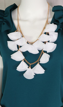 Load image into Gallery viewer, Dainty Statement Necklace
