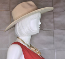 Load image into Gallery viewer, Wide Brim Panama Hat
